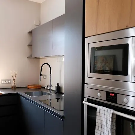 Aurelia Apartment